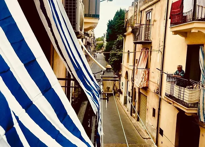 Casa Postierla Sea View Апартаменти *