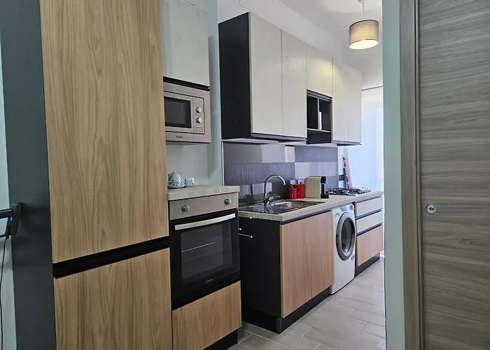 Casa Postierla Sea View Чефалу