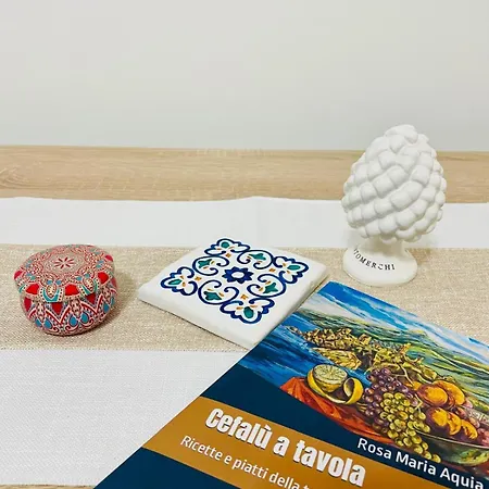 Casa Postierla Sea View * Чефалу