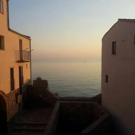 Casa Postierla Sea View דירה