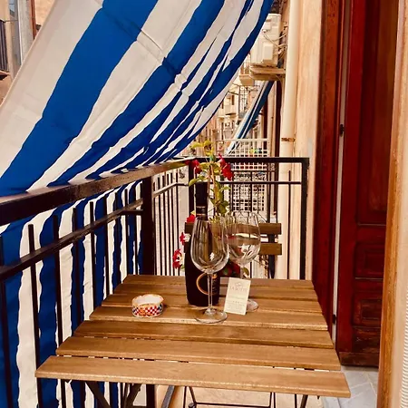 Casa Postierla Sea View Апартаменти *